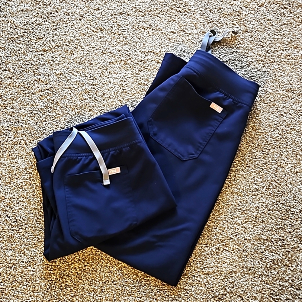 FIGS Scrub Pants